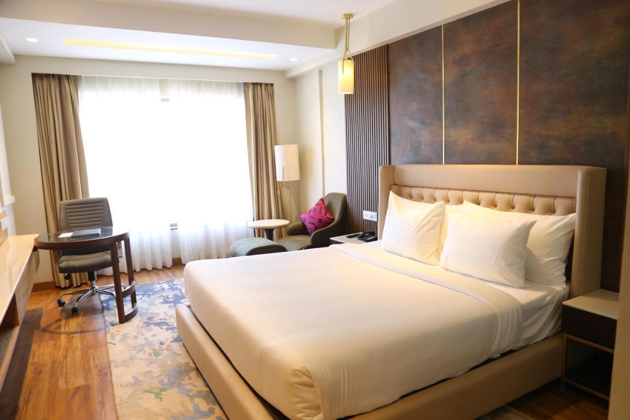 Dreamz Inn & Suites Zirakpur Extérieur photo
