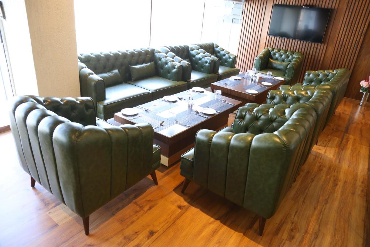 Dreamz Inn & Suites Zirakpur Extérieur photo