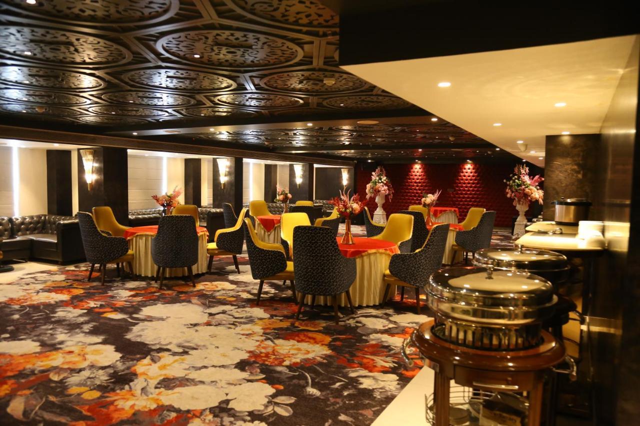 Dreamz Inn & Suites Zirakpur Extérieur photo